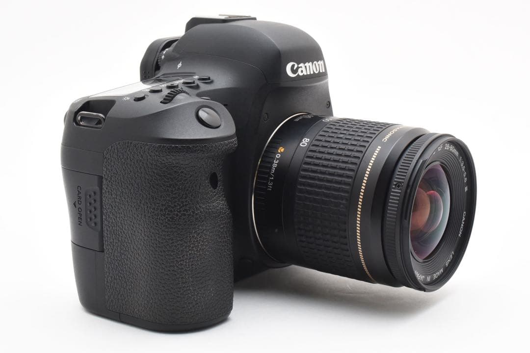 デジタル一眼レフカメラ/Canon EOS 6D mark II標準レンズセット