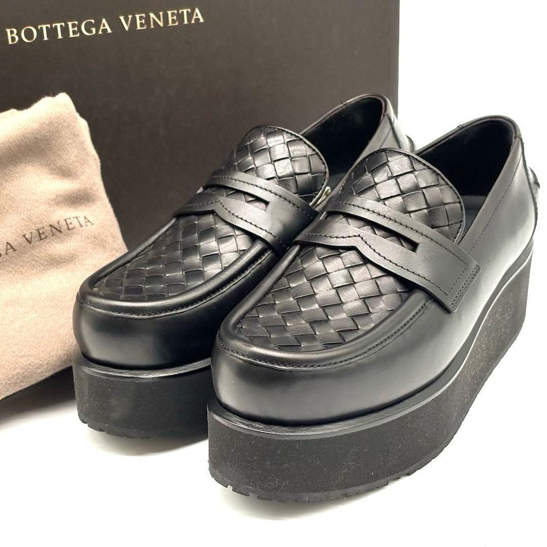 【美品】BOTTEGA VENETA 厚底　イントレチャート　ローファー