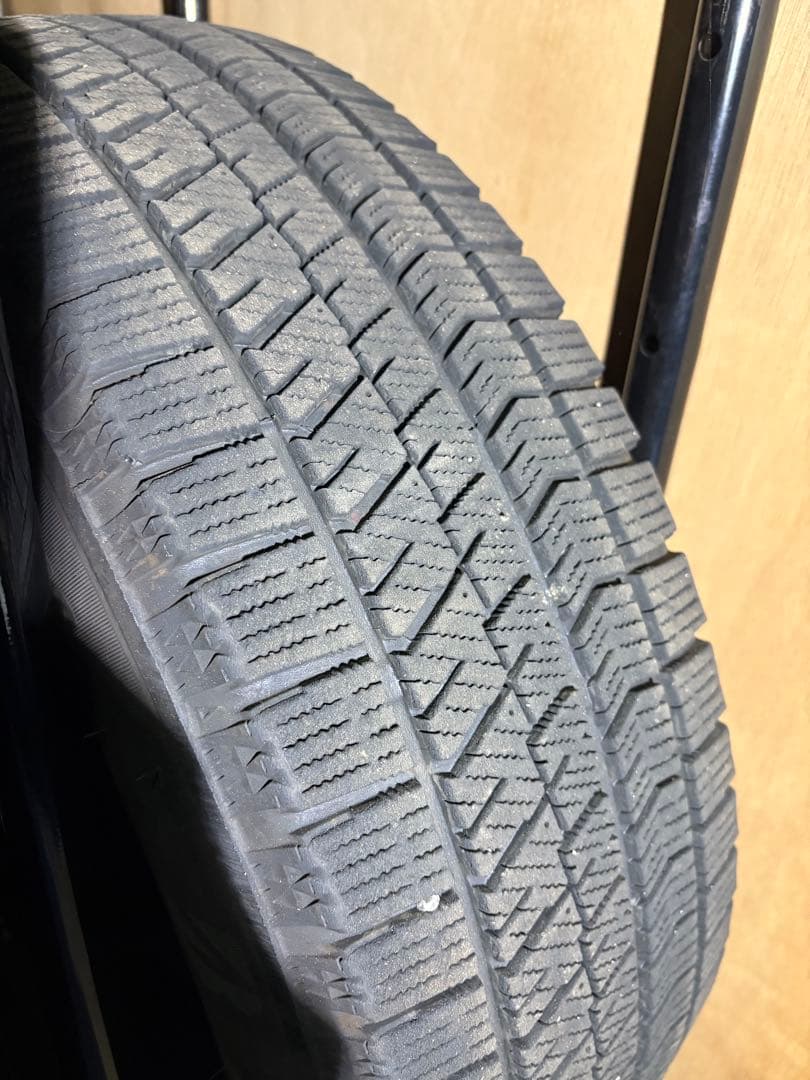 kaigotrou9613 スタッドレスタイヤ 185/65r15引取限定