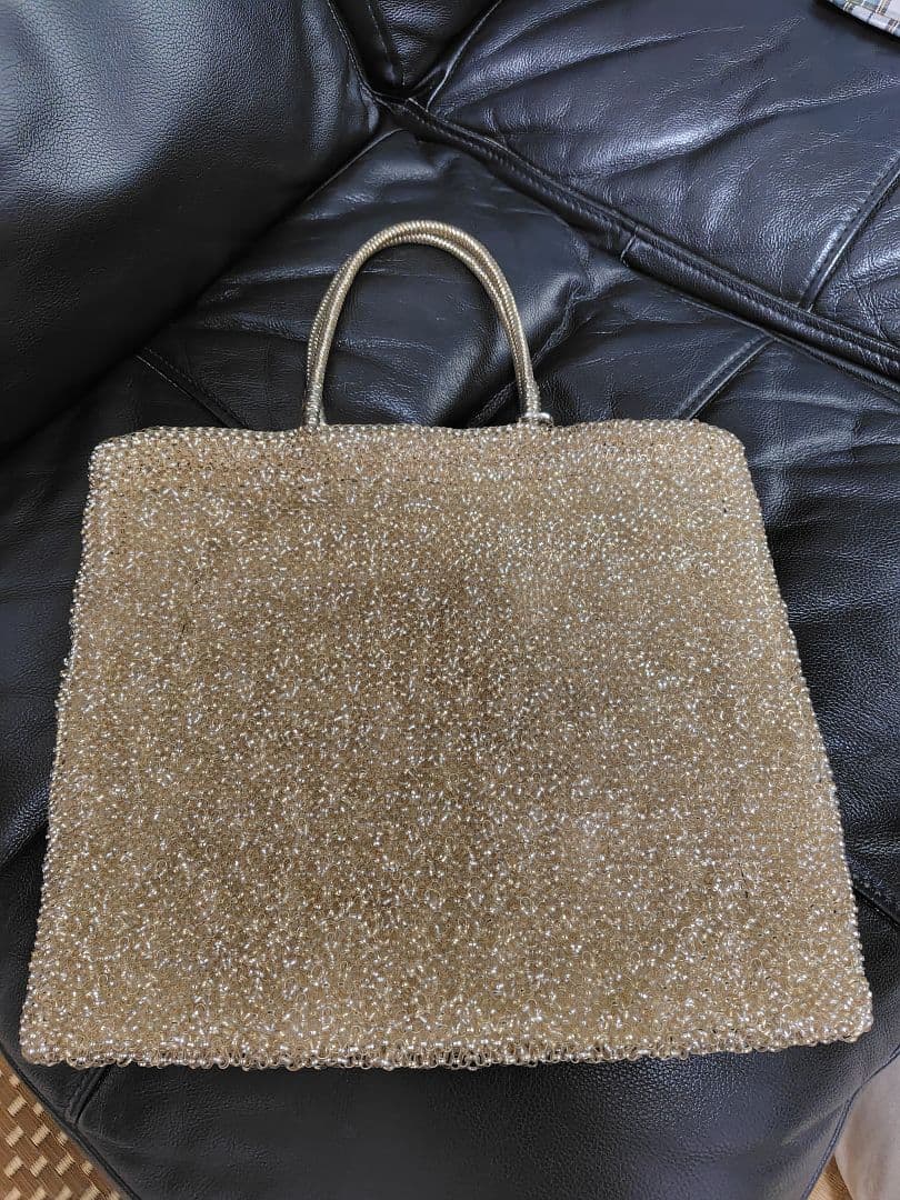 アンテプリマ、裏生地付きバック