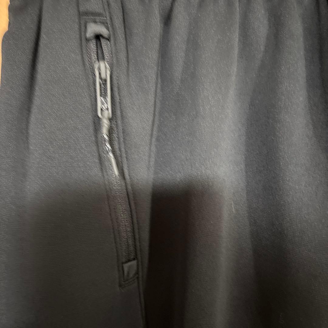 美品　アンダーアーマーRUSHトレーニングウェアセットアップ　M