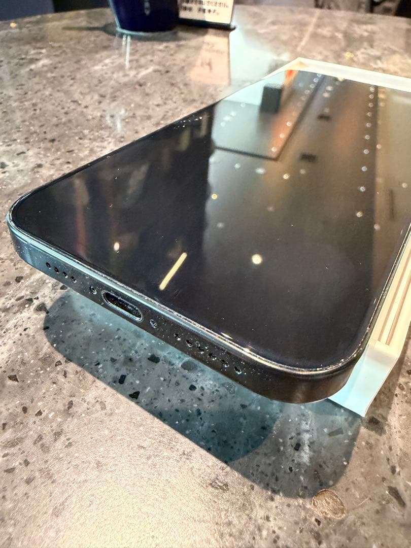 iPhone16ProMax 256GB Apple Store購入品