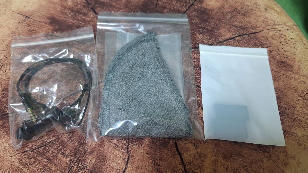 『試運転のために1回使用』OMBRA v2 S/Mサイズ　マイクポート右付き