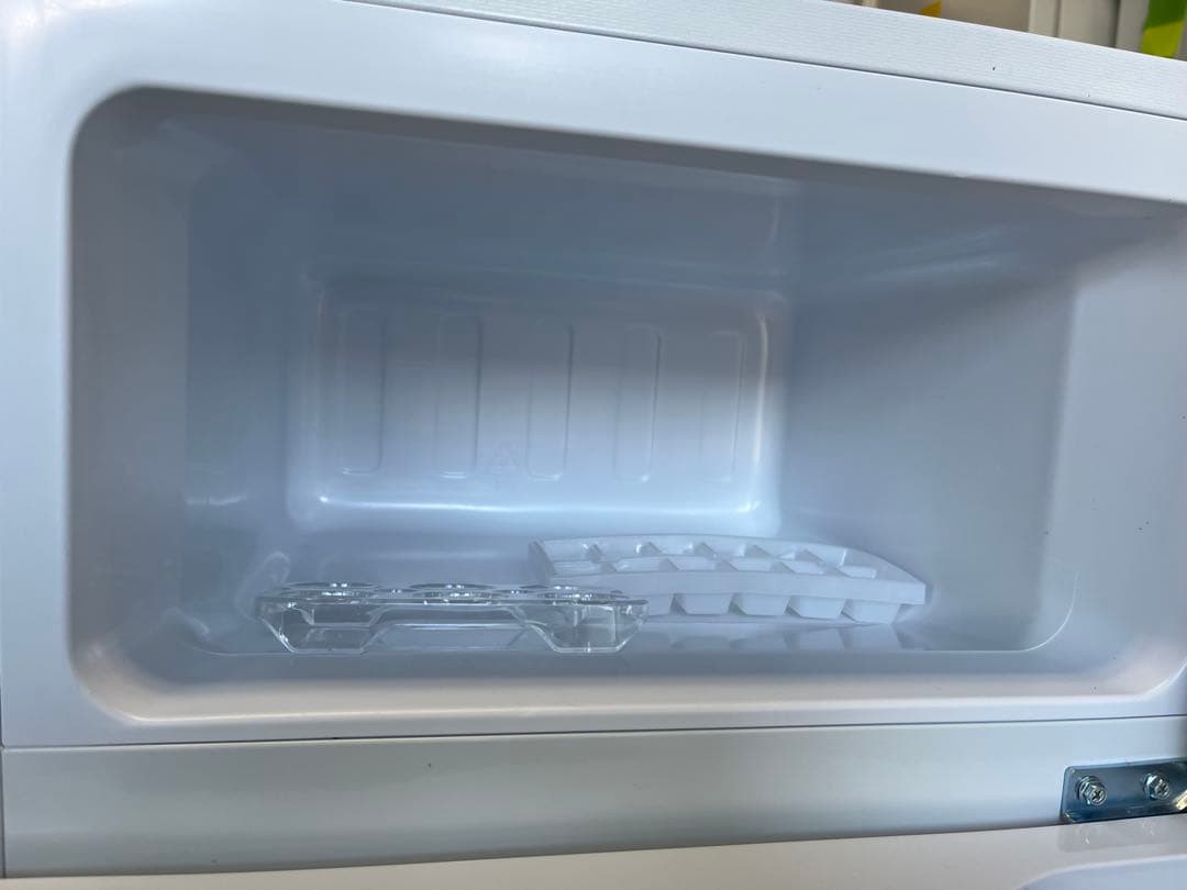 MAXZEN 2024年製 冷蔵庫 85L 2ドア T