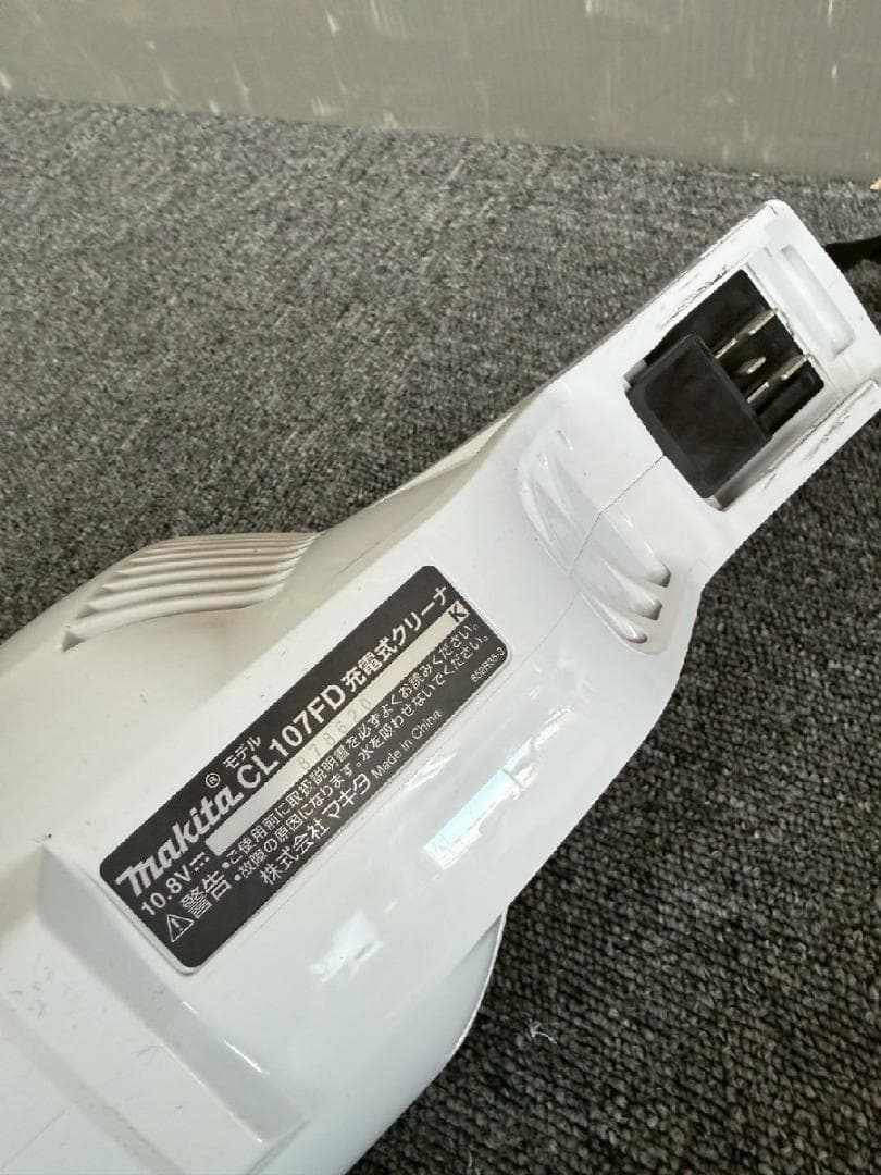 makita マキタ ◆充電式 クリーナ CL107FD コードレス 掃除機
