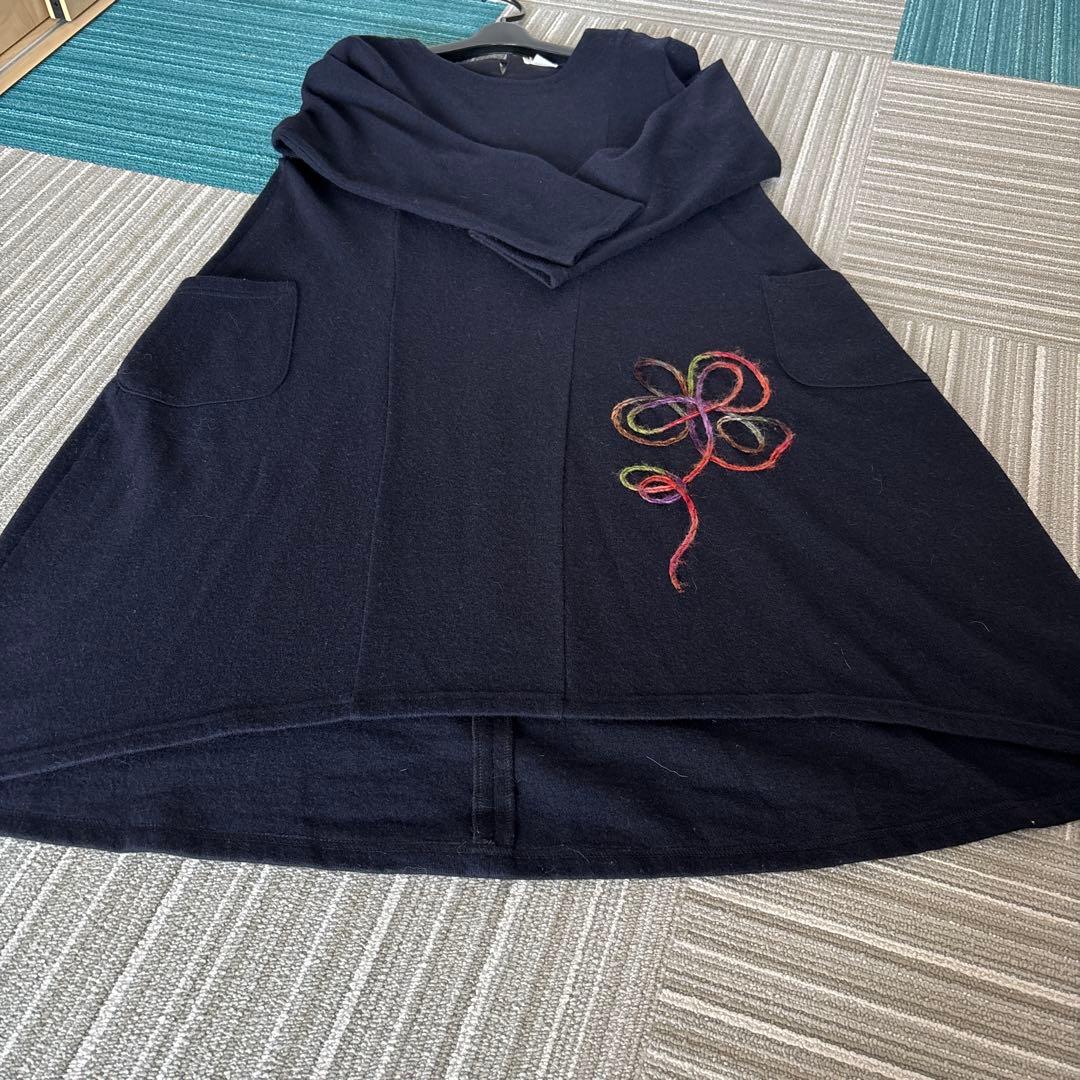 日本製　oHLALA ウールワンピース