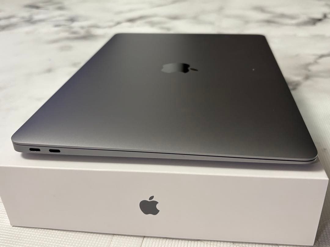 【極美品】MacBook Air M1 16GB 1TB USキー