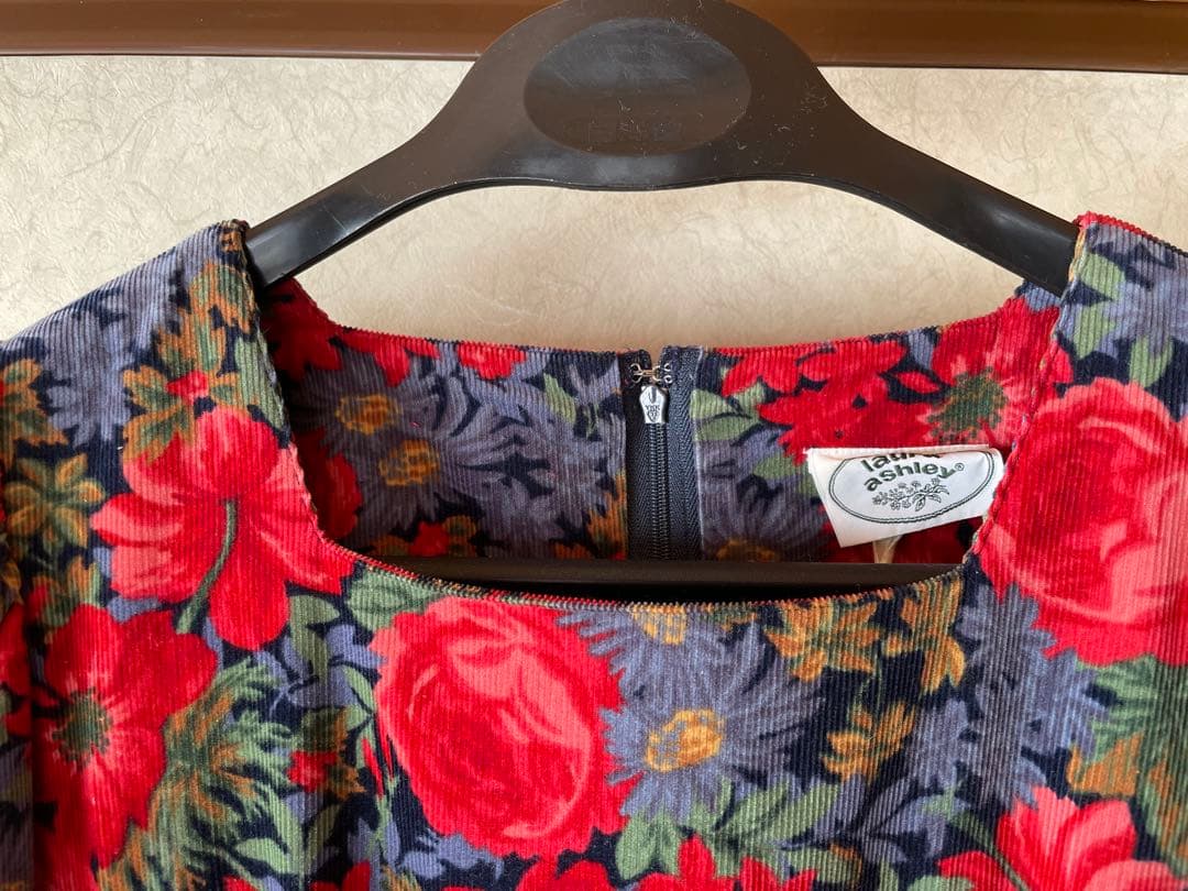 ローラアシュレイ ワンピース 長袖 花柄 ９号 スクエアネック パフスリーブ