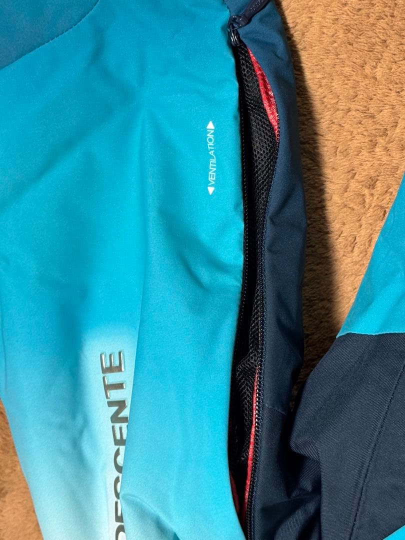 デサントSUBARU スキーウェア Lサイズ上下セット