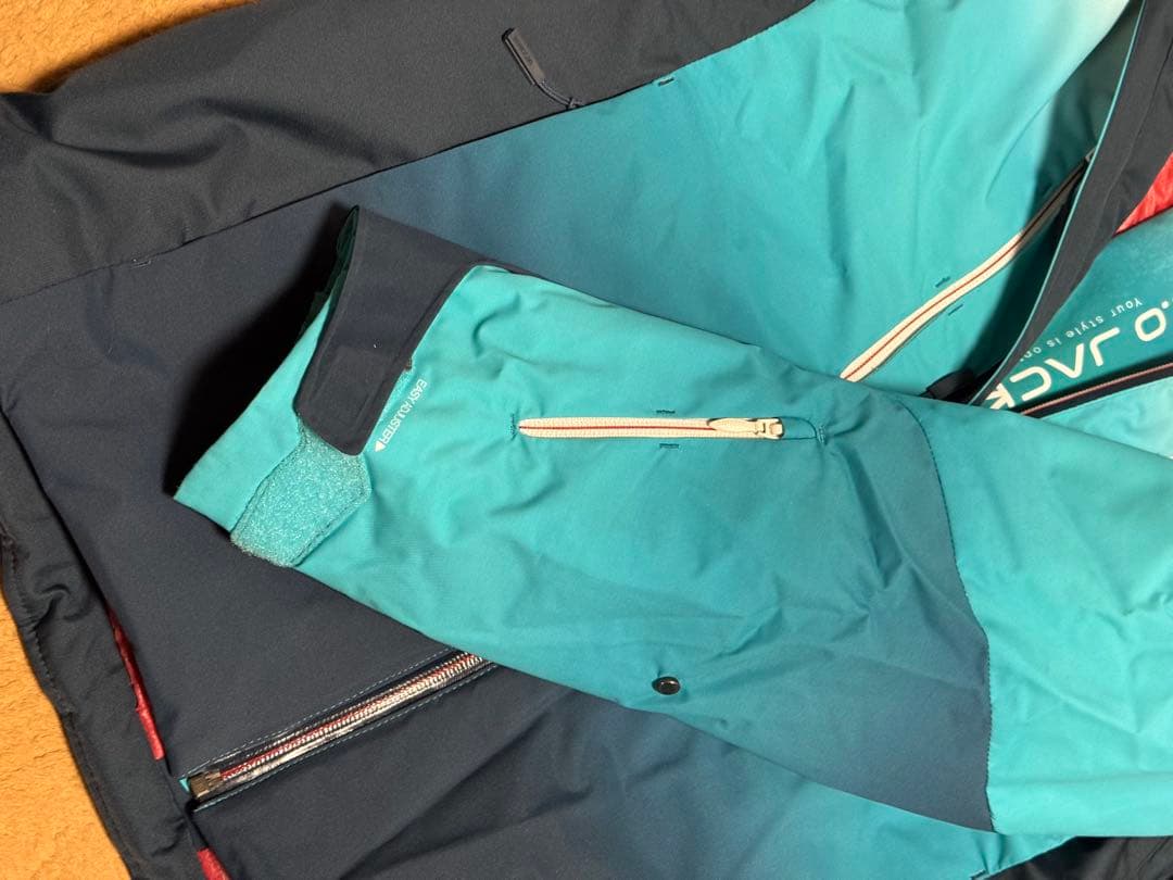 デサントSUBARU スキーウェア Lサイズ上下セット