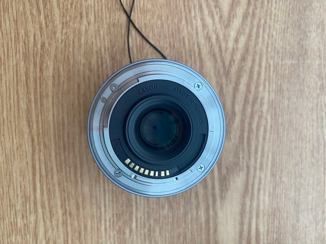 Canon EOS ホワイト ミラーレス一眼 本体