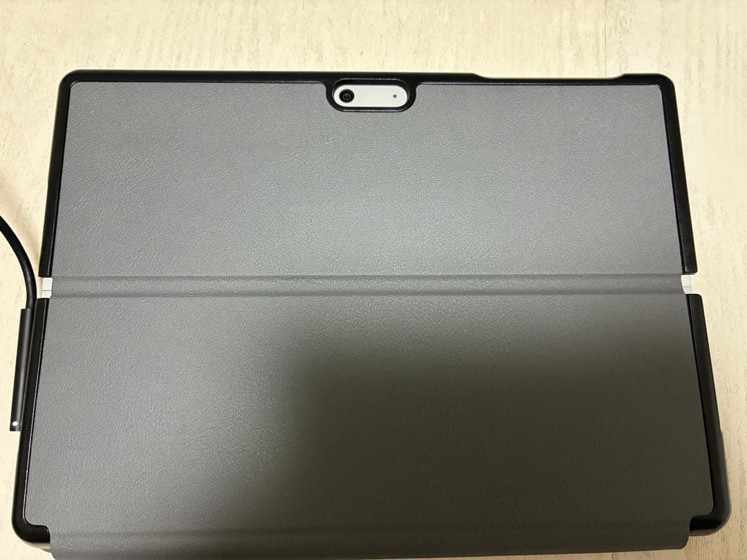 Surface Go2 8GB/128GB m3-8100Y ペン、ケース付