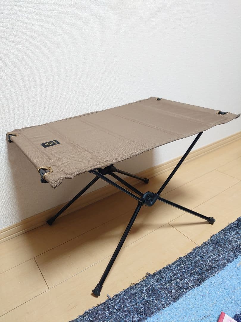 ヘリノックス Helinox　タクティカルテーブルM　コヨーテ