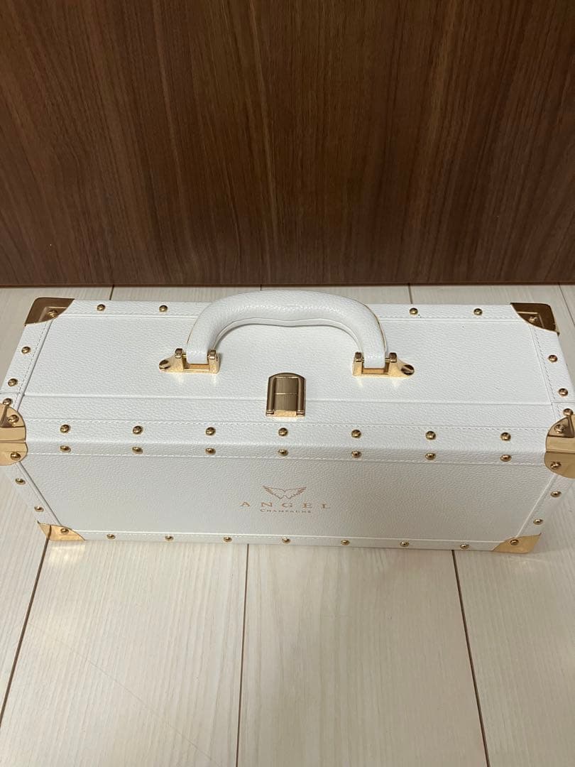 未開栓 エンジェルシャンパン ロゼ ホワイト