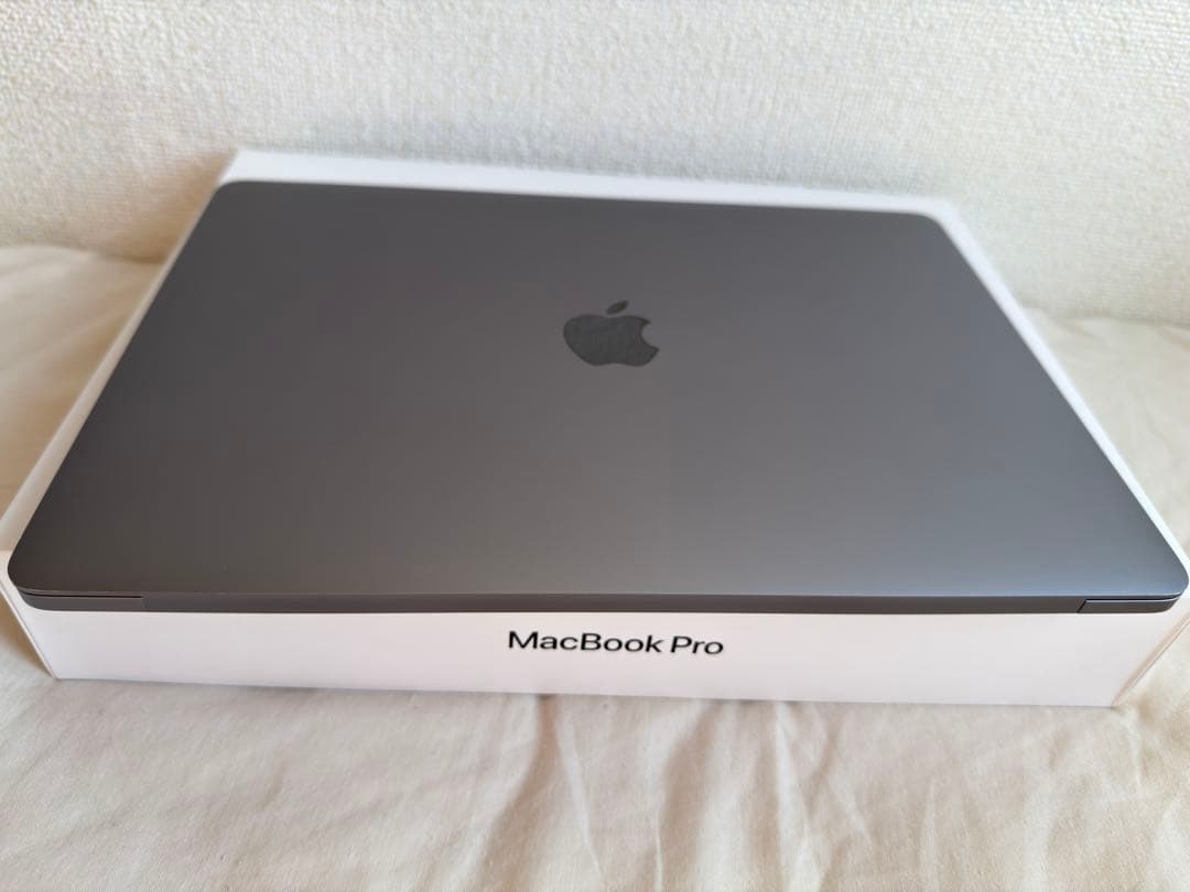 美品/MacBook Pro/2020/13.3インチ/512GB/16GB