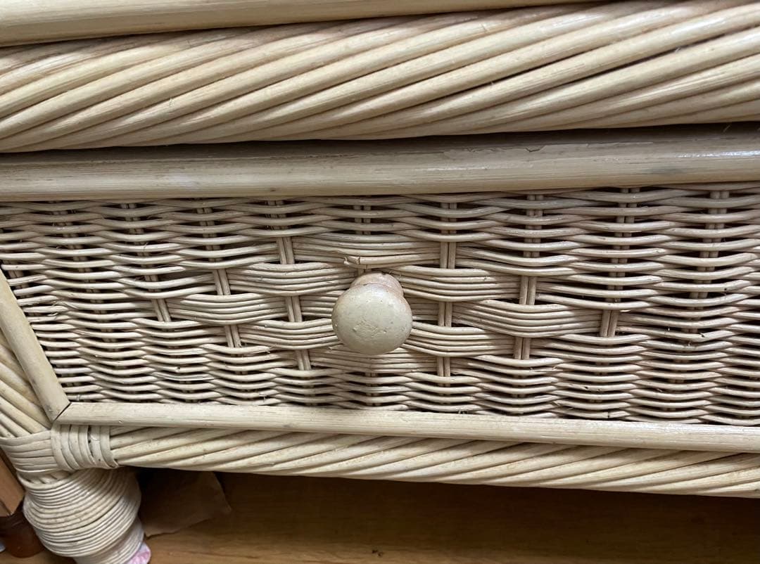 ヴィンテージ　ホワイトラタン風チェスト 3段☆②