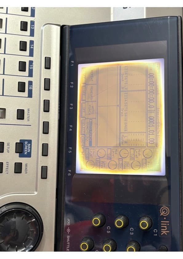 AKAI DPS16 デジタルミキサー