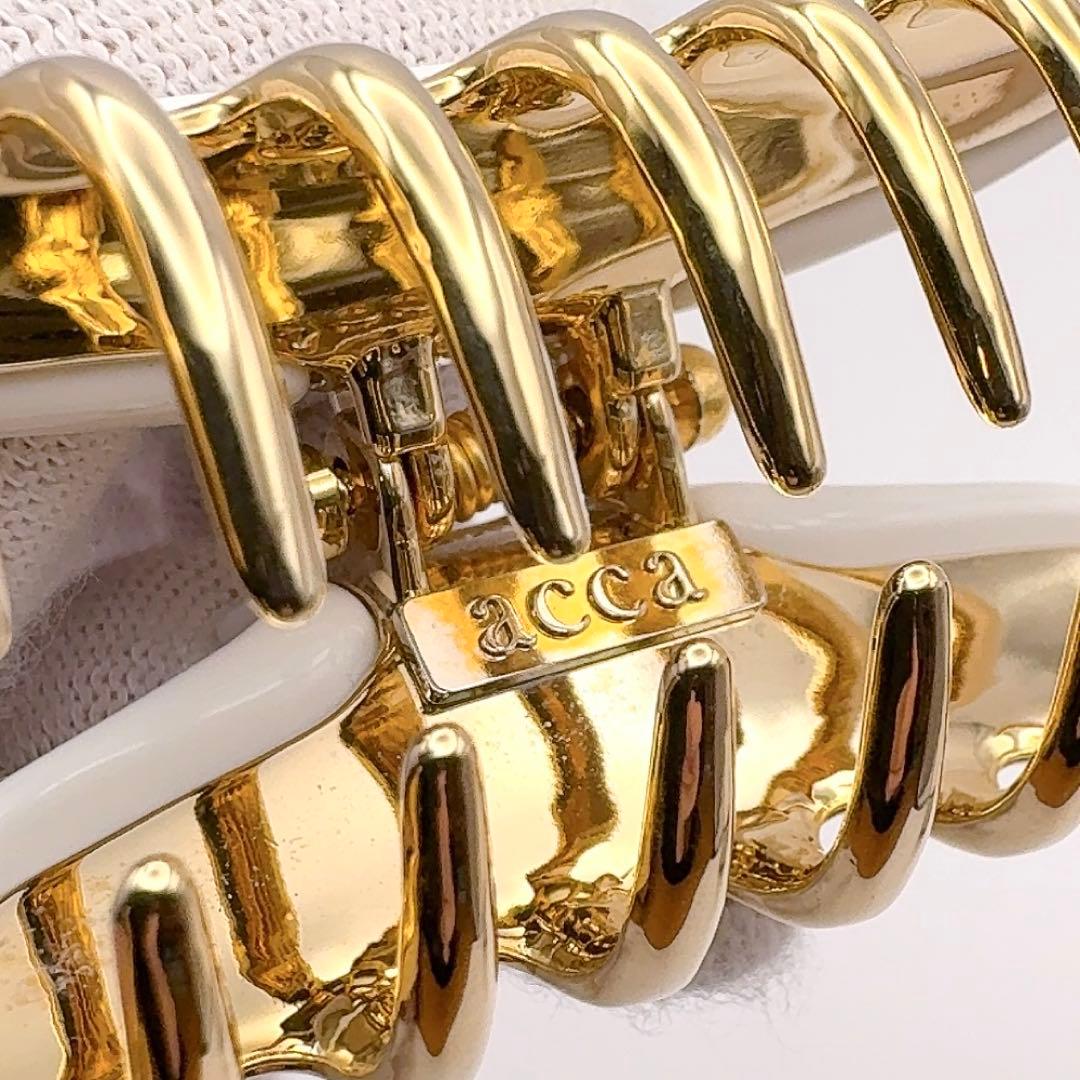 acca アッカ　ヘアクリップ　M ニューコラーナ　白　ゴールド　ラインストーン