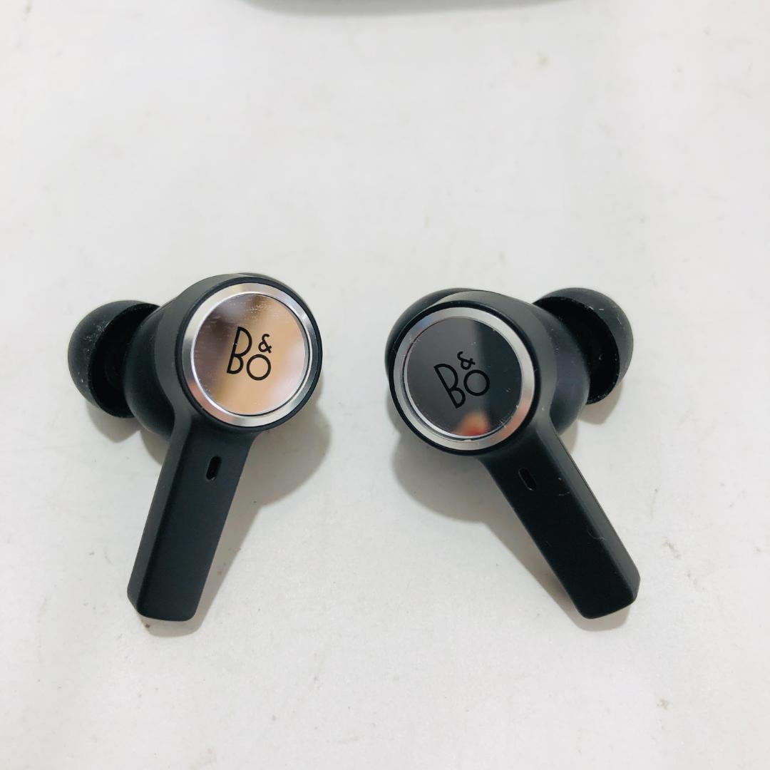 Bang & Olufsen Beoplay EQ ワイヤレスイヤホン o6