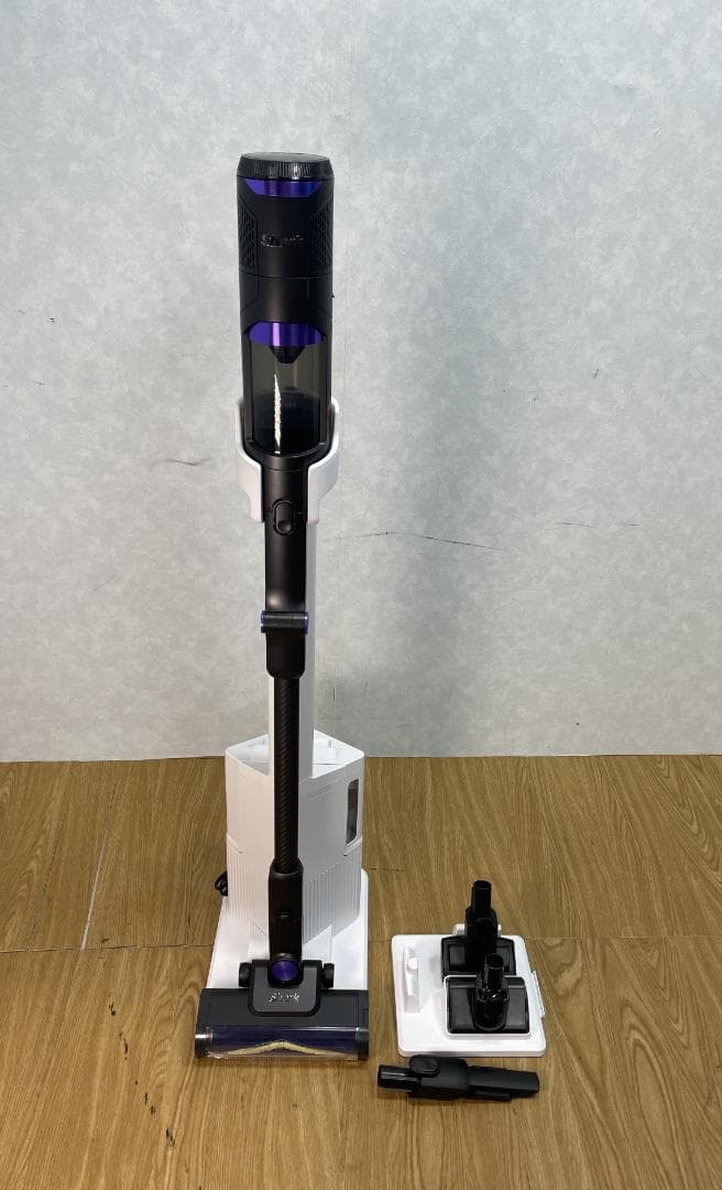 Y♢451 SHARK コードレス スティッククリーナー IW4271JBK