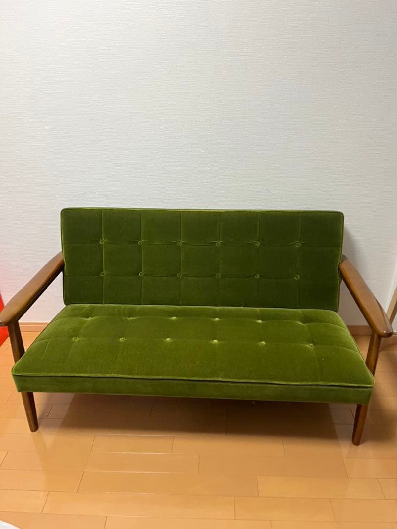 カリモク 60kチェアミッドセンチュリー 緑 ベルベットソファ 2人掛け