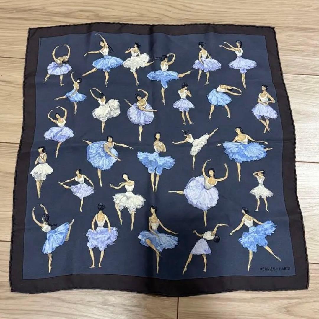 HERMÈS バレリーナ プリント カレ45 La Dance シルク　エルメス