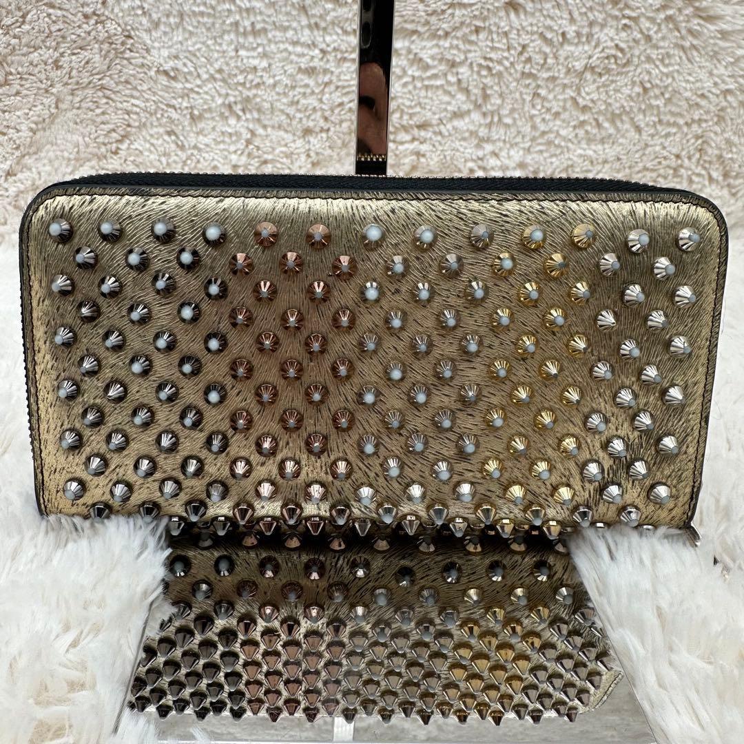 ✨人気✨ルブダン　長財布　スタッズ　パネトーネ　ラウンドジップ　マルチカラー