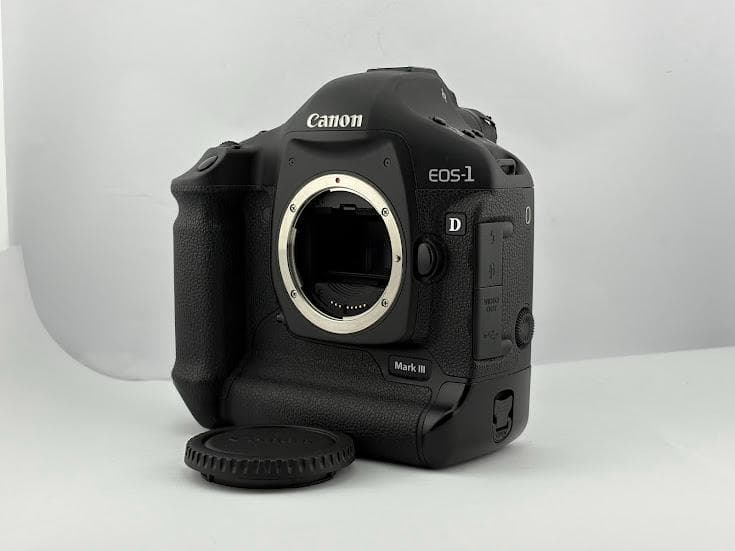 ★ジャンク★ キヤノン EOS-1 D Mark iii「純正バッテリー付」