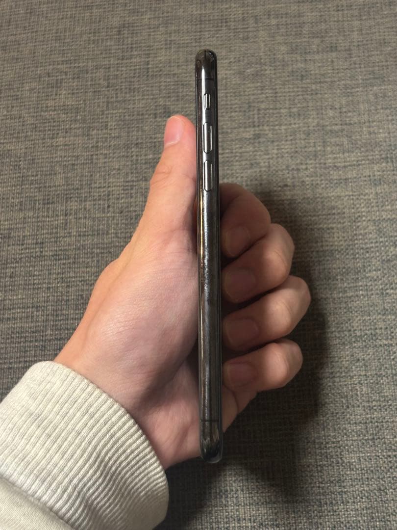 iPhone XS 本体 64GB SIMフリー　スペースグレイ