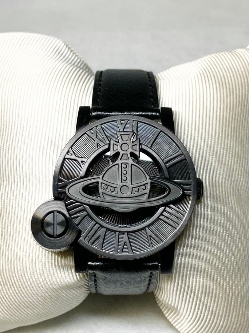 美品 ヴィヴィアンウエストウッド 腕時計 CAGEⅡ オーブ 稼働品 付属品完備