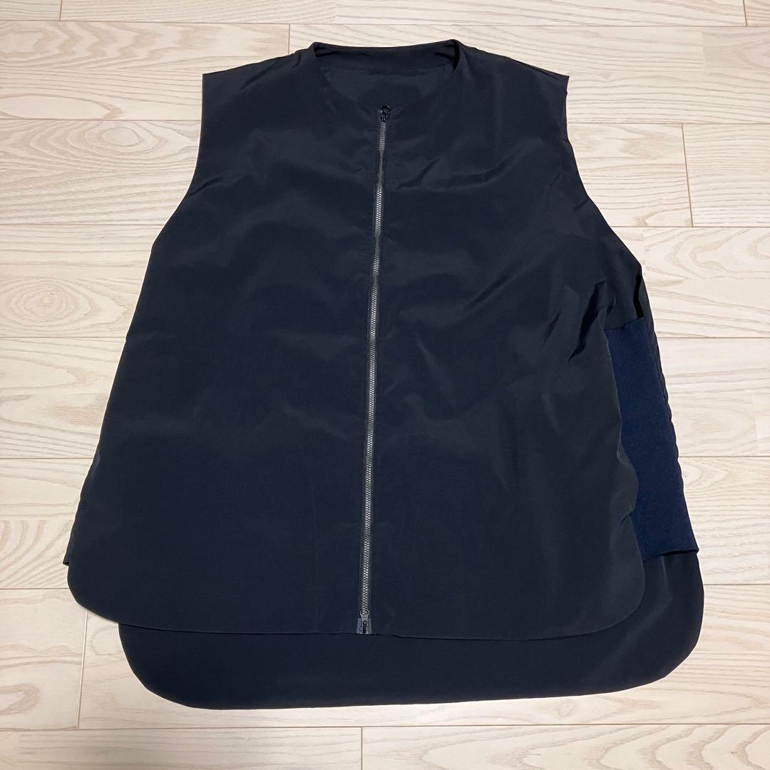 【美品】UNTRACE アントレース ジッパーベスト 2 ダークネイビー L