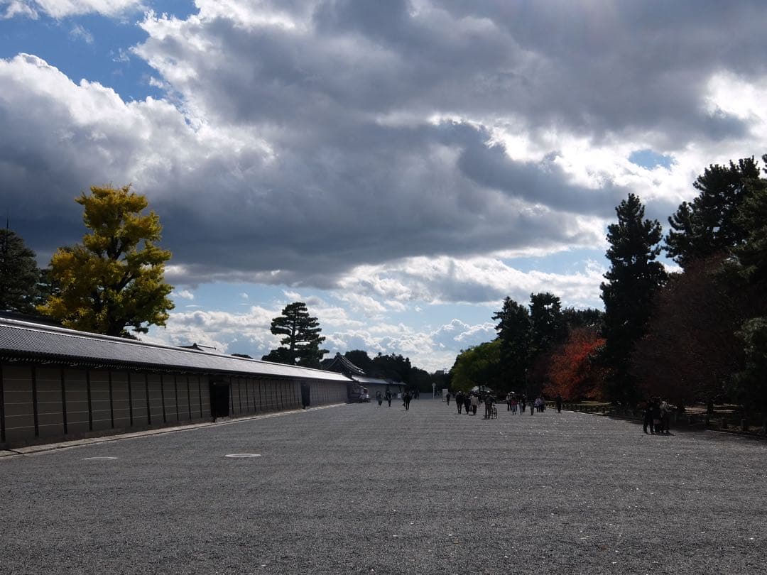 FUJIFILM XQ1 コンパクトデジタルカメラ