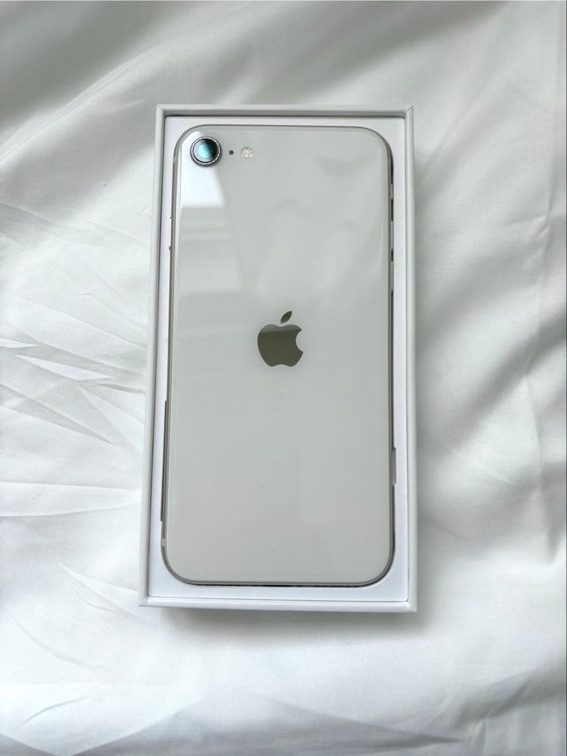 Apple iPhoneSE 第3世代 ホワイト 本体
