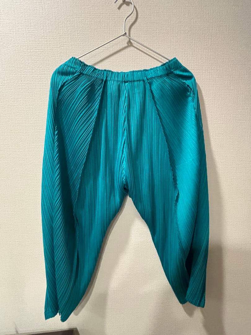 pleatsplease ターコイズ プリーツパンツ