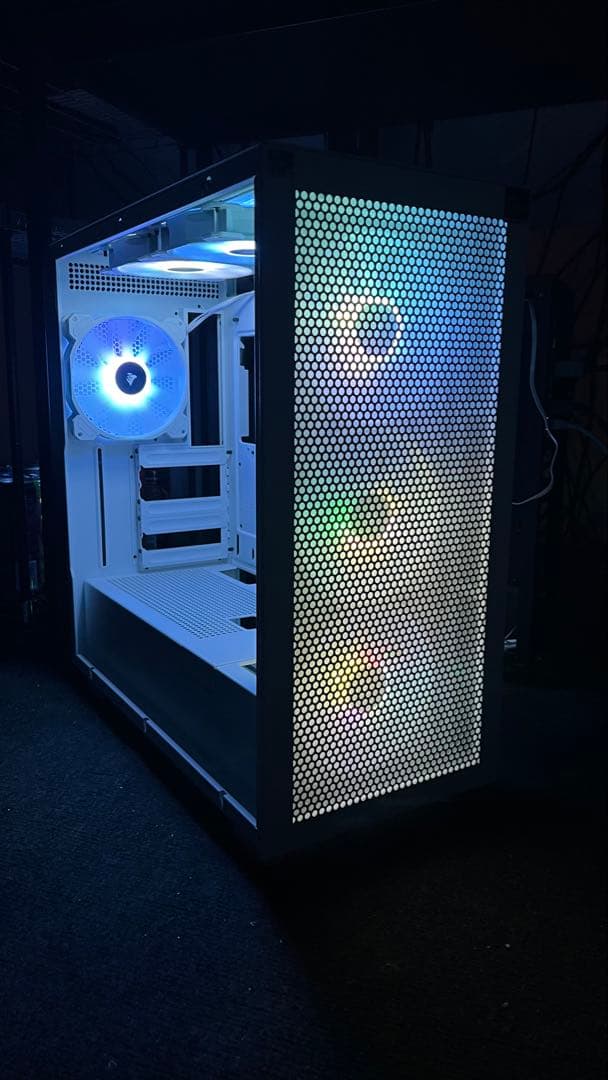 NZXT H7 Flow Corsair SP140 6基