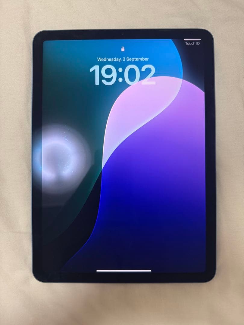 Apple iPad Air(第5世代) 本体&アクセサリー2点