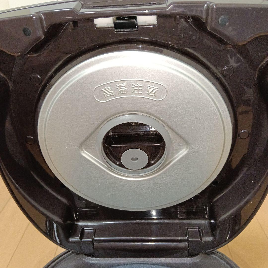 24年製 タイガー IH炊飯器 JPW-D100