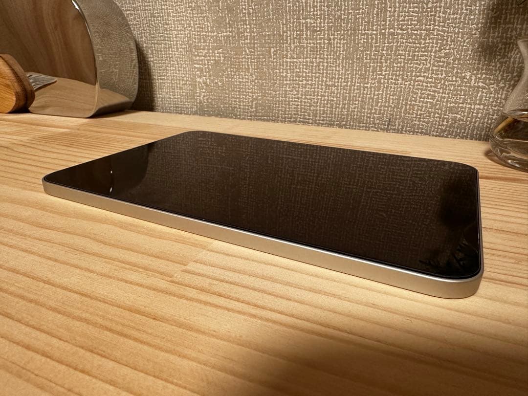 iPad mini 第6世代 Wi-Fiモデル 64GB - スターライト