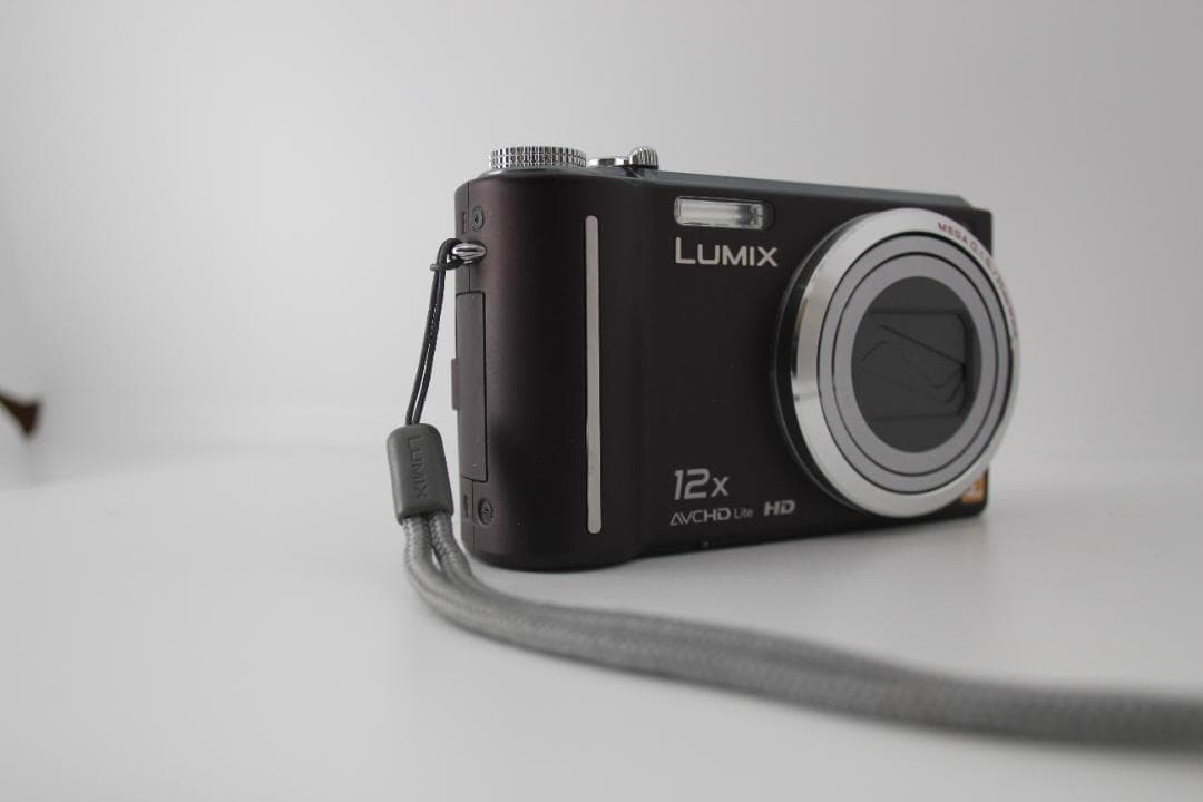 （美品）（動作OK）Panasonic LUMIX TZ7 デジタルカメラ