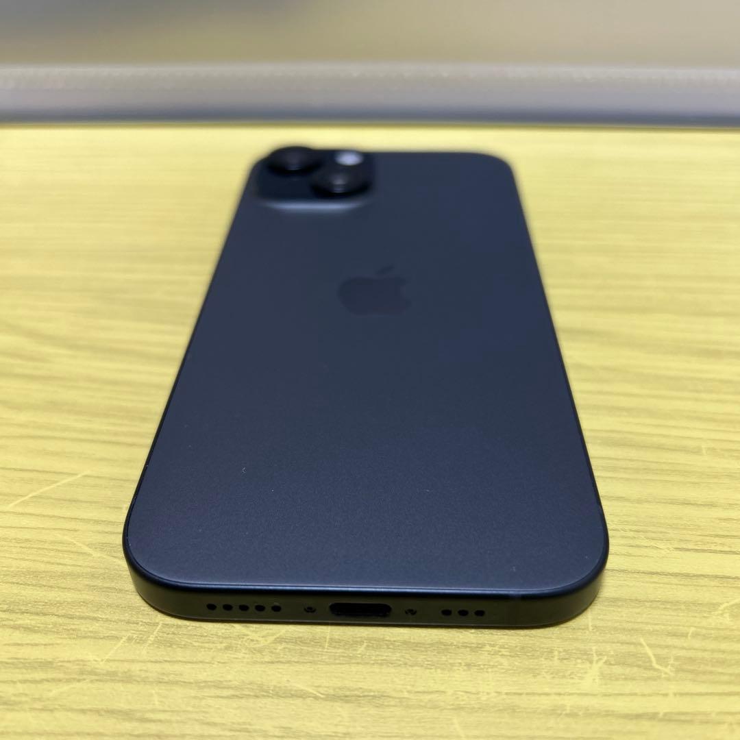 iPhone15 ブラック 128GB d50