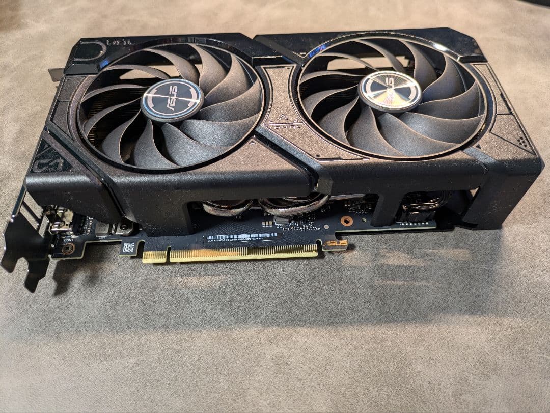 グラフィックボード・グラボ・ビデオカード ASUS NVIDIA GeForce RTX 4070 OC 12GB