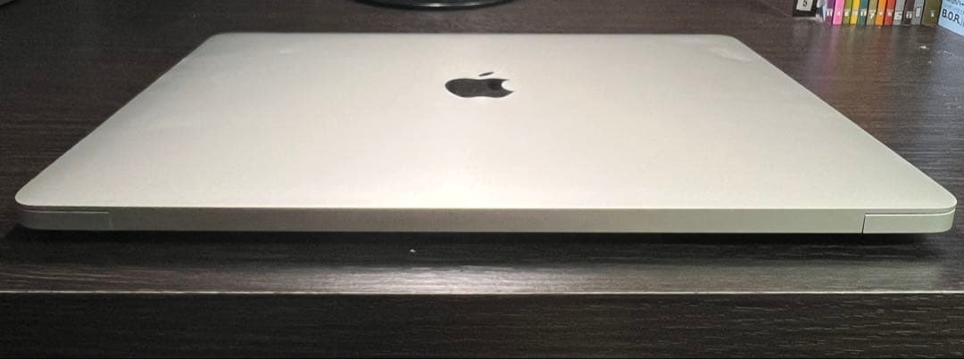 MacBook Air M1シルバー 16GBメモリー 256GB SSD