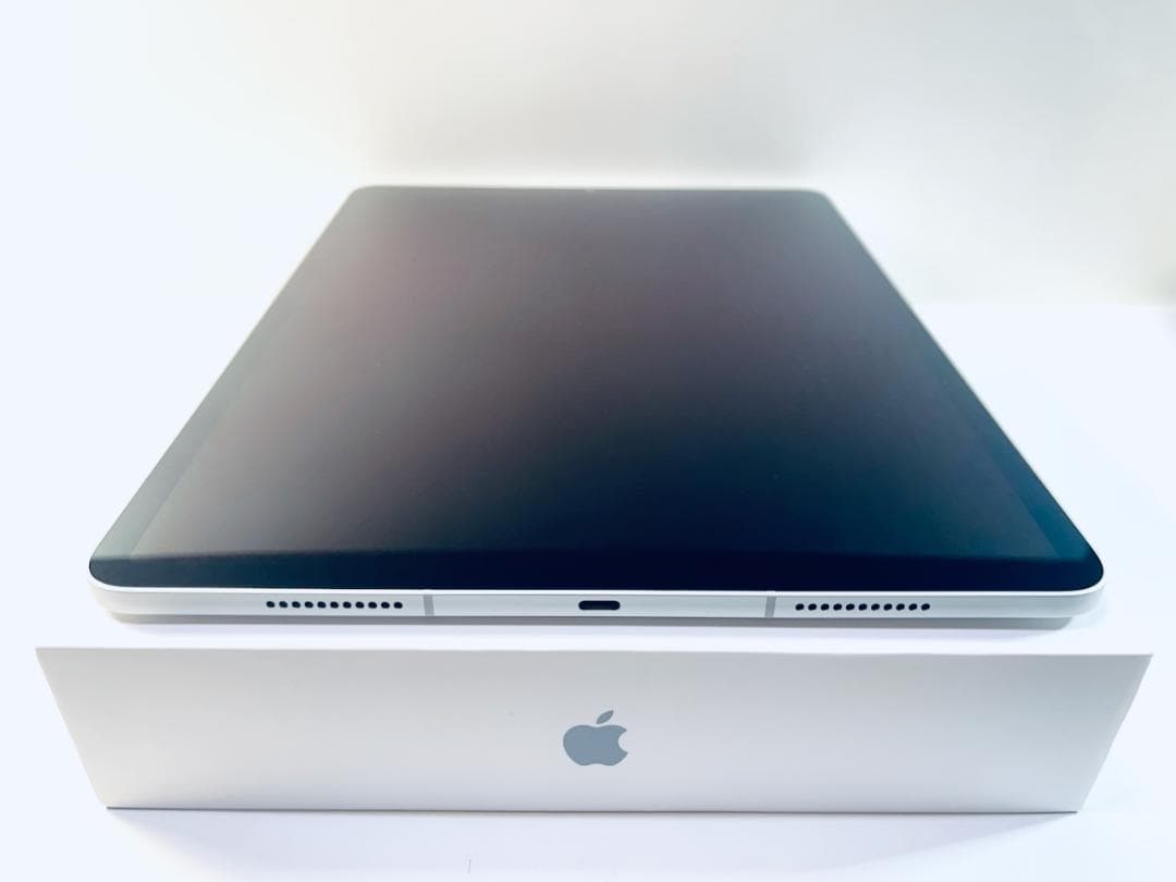 新品同様 iPad Pro 12.9インチ 第5世代Cellular 256GB