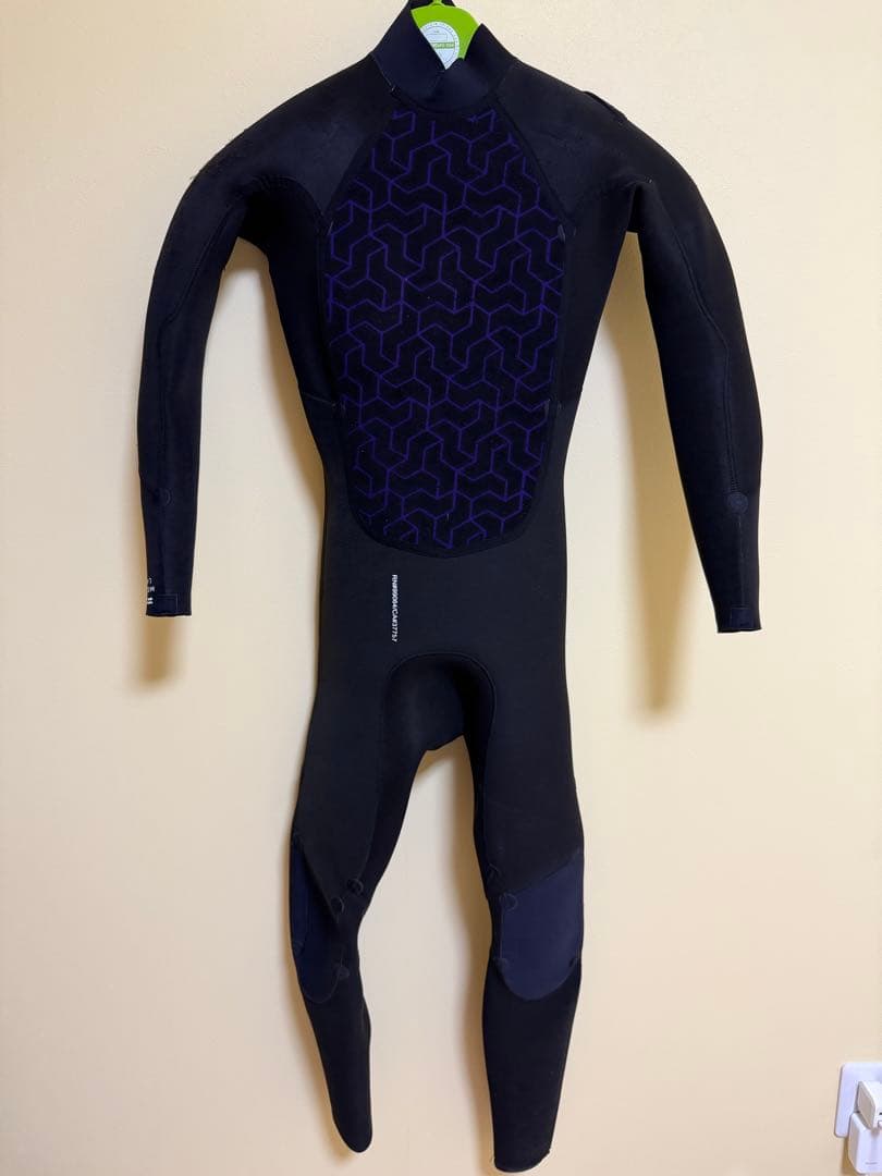 美品Billabong/ビラボンセミドライ4×3裏起毛ウェットスーツML