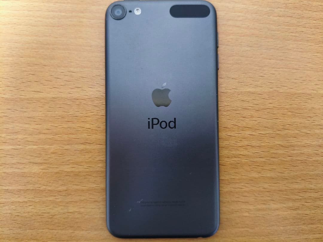 【傷あり・本日発送OK】Apple iPod touch第7世代 32GB 本体