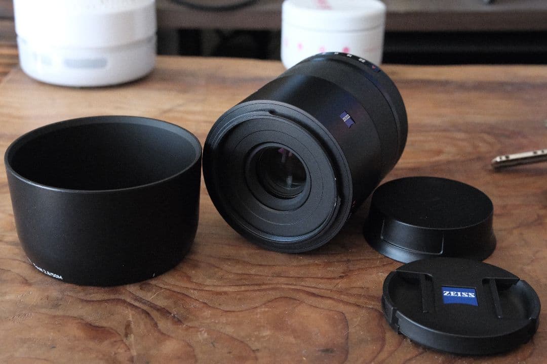 ★マクロ Zeiss Touit 2.8/50M 単焦点レンズ（Xマウント）