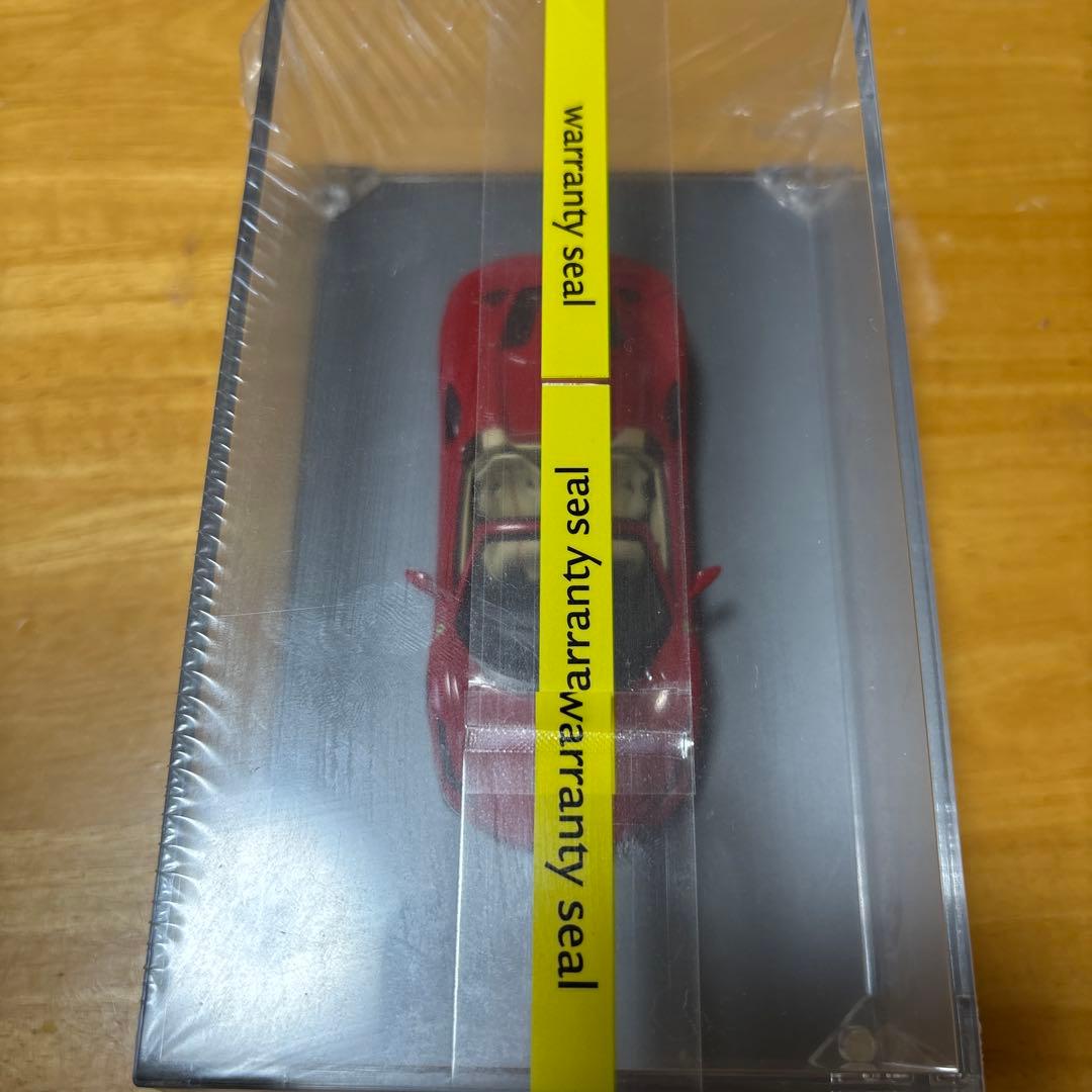 Ferrari F8 Spider ミニカー