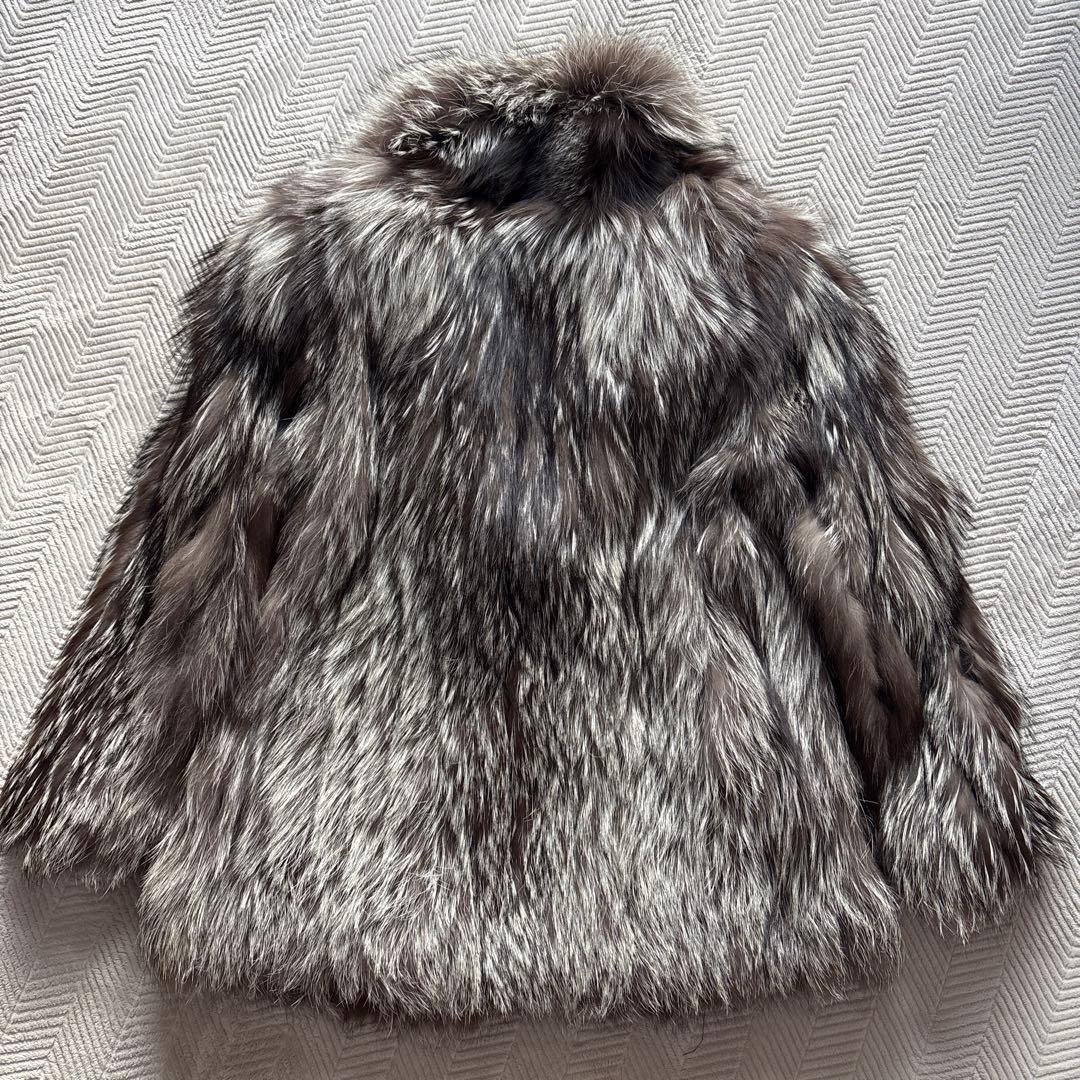 最高級　【シルバーフォックス】美品　サガフォックス　銀タグ　毛皮　ジャケットM