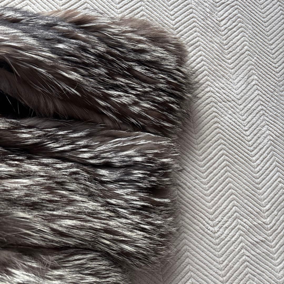 最高級　【シルバーフォックス】美品　サガフォックス　銀タグ　毛皮　ジャケットM