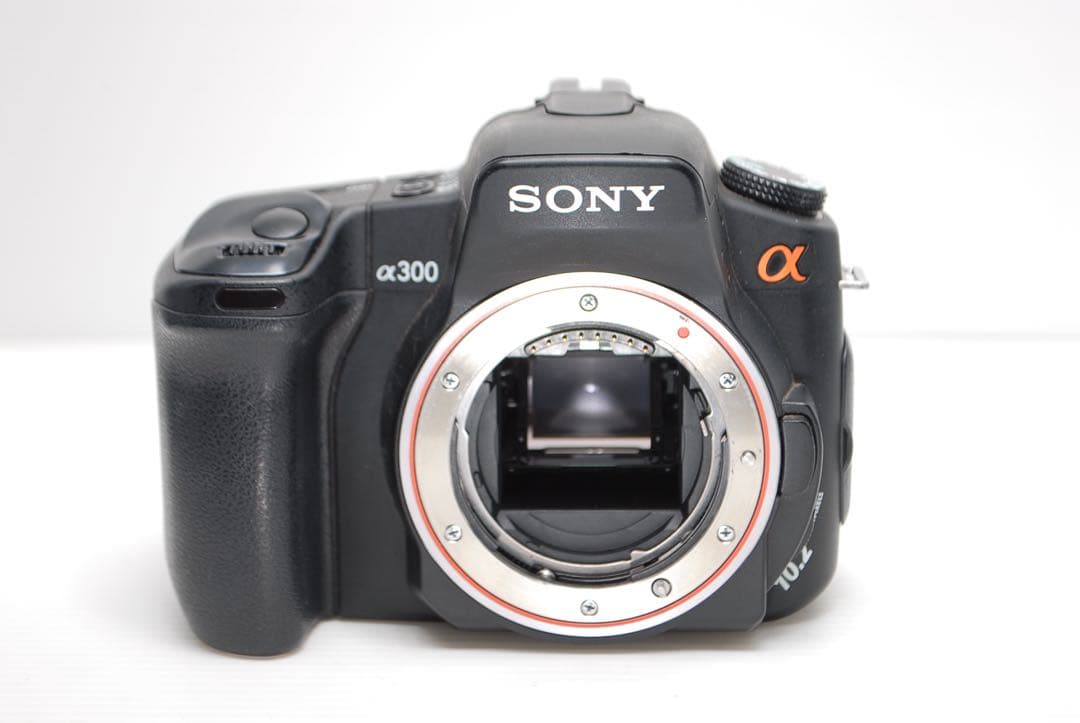 ❤️おすすめ一眼レフ❤️SONY α300 ダブルレンズセット レンズフード付き